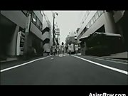 Cinco putas japonesas y un chico