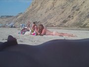 Humillacin pene pequeo en la playa nudista